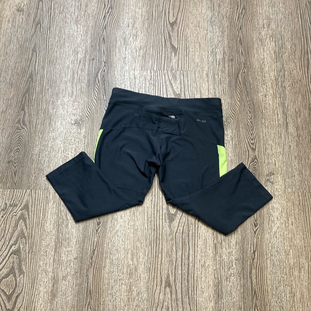 Nike Size M running pants